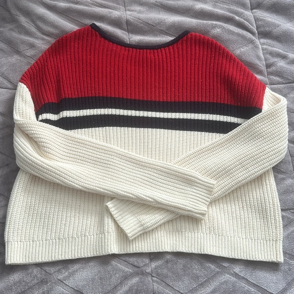 Colorblock Red, navy, and White Sweater - Picture 2 of 2